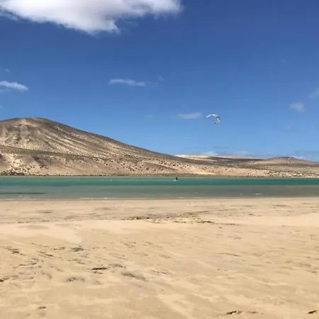 Welooveyou Esquinzo Paraiso & Pool Apartamento