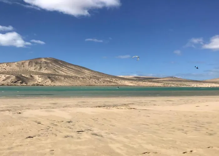 Welooveyou Esquinzo Paraiso & Pool דירה